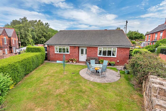 3 Bedroom Detached Bungalow To Rent In Station Road, Acrefair, Wrexham, LL14