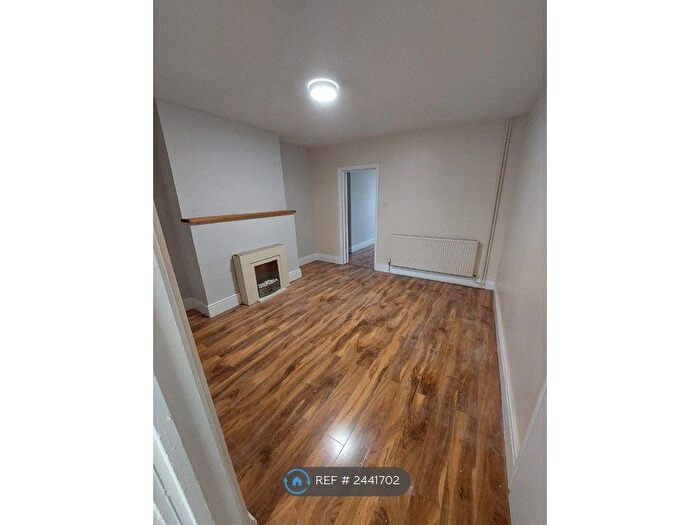 1 Bedroom Flat To Rent In Belvoir Road, Coalville, LE67