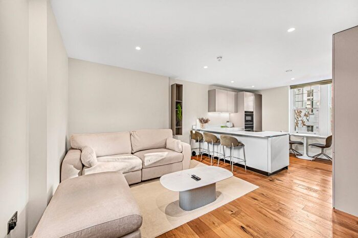 2 Bedroom Flat To Rent In - Marylebone Lane, South Marylebone, W1U