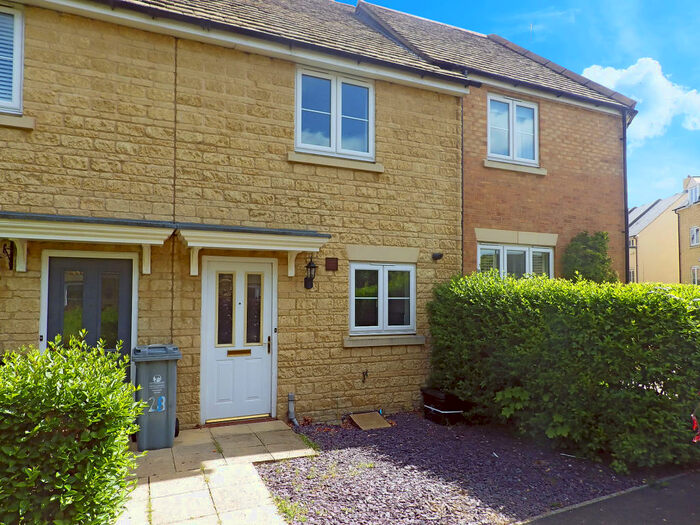 2 Bedroom Terraced House To Rent In Park View Road, Witney, Oxfordshire, OX28