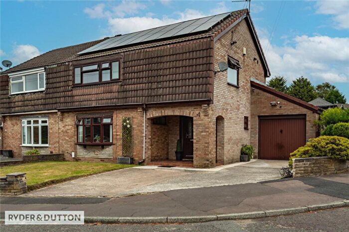 4 Bedroom Semi-Detached House For Sale In Albion Street, Castleton, Rochdale, Greater Manchester, OL11