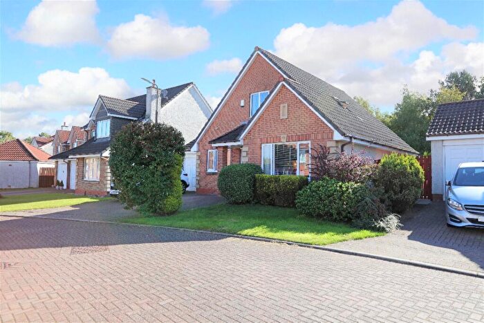 4 Bedroom Detached House To Rent In Cypress Glade, Livingston, West Lothian, EH54