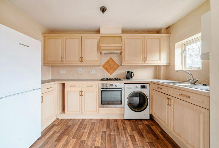 2 Bedroom Apartment For Sale In Station Road, Montpelier, Bristol, Somerset, BS6