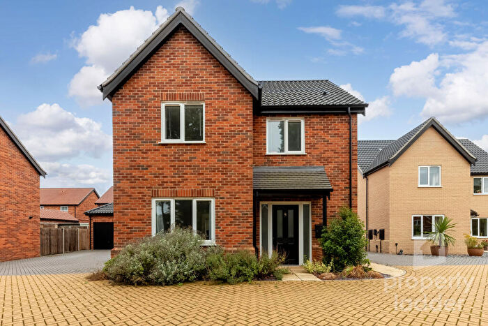 3 Bedroom Detached House For Sale In Chapman Road, Rackheath, NR13