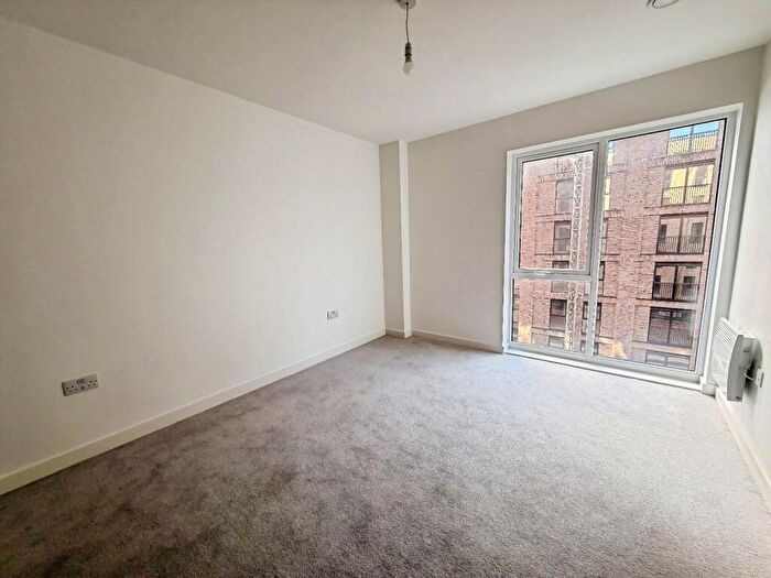 3 Bedroom Property To Rent In Grant Court, Ordsall Lane, Salford, M5