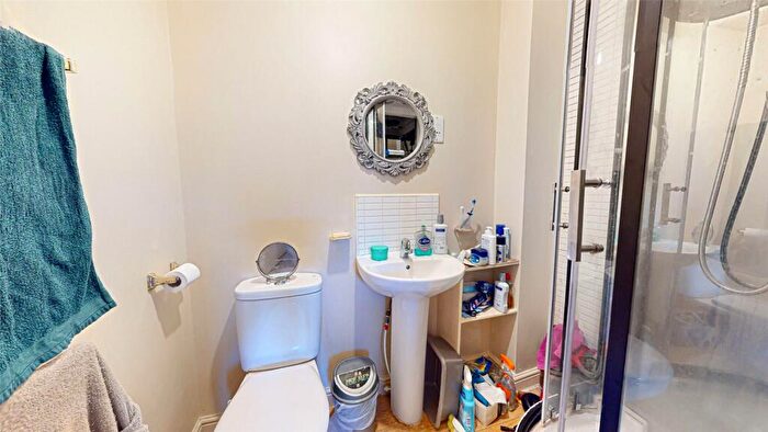 3 Bedroom End Of Terrace House For Sale In Capella Drive, Manchester, M11