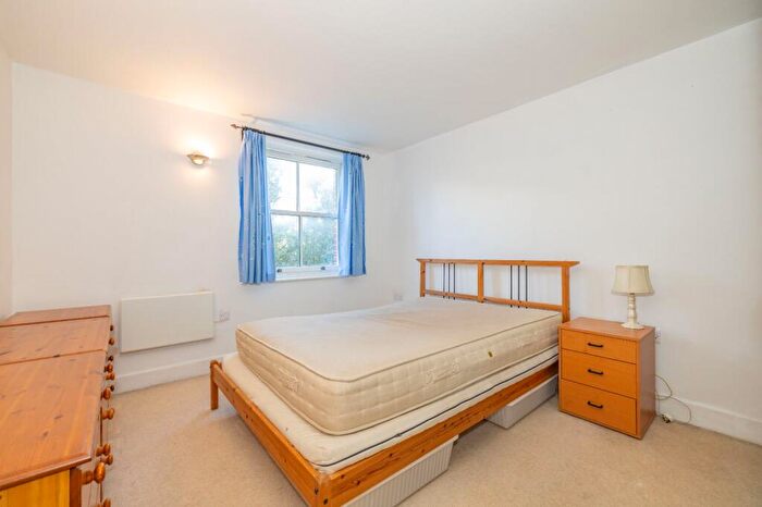 1 Bedroom Flat For Sale In Copperfield Court, New Dover Road, Canterbury, Kent, CT1
