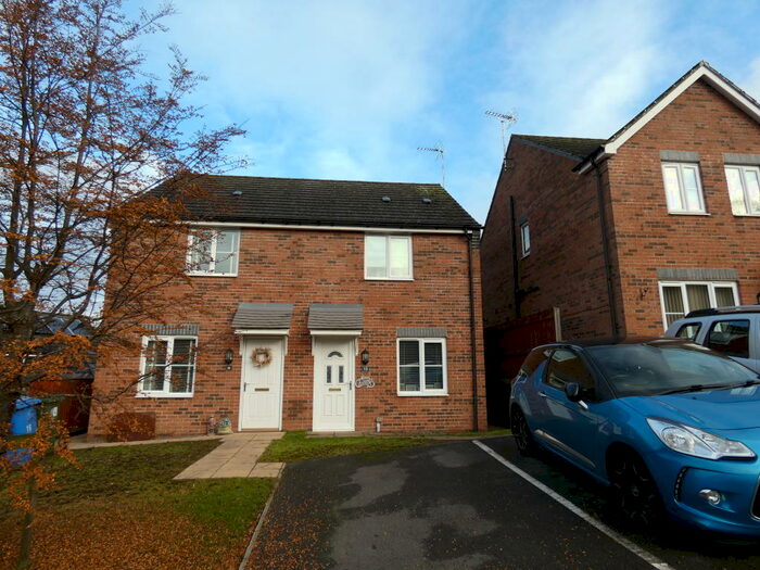2 Bedroom Semi-Detached House To Rent In Bank End Close, NG18