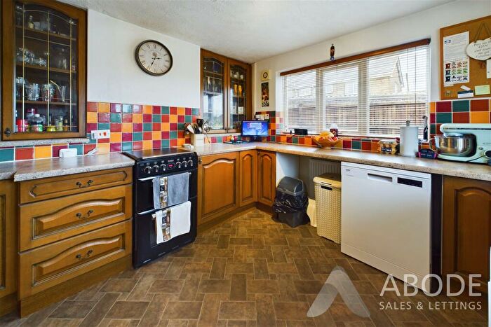 3 Bedroom Semi-Detached House For Sale In Victoria Park Road, Buxton, Derbyshire, SK17