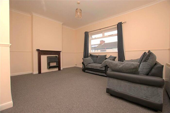 1 Bedroom Flat To Rent In Freeman Street, Grimsby, DN32