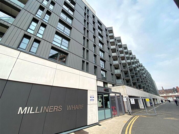 2 Bedroom Apartment To Rent In Milliners Wharf, New Islington, Manchester City Centre, Manchester, M4