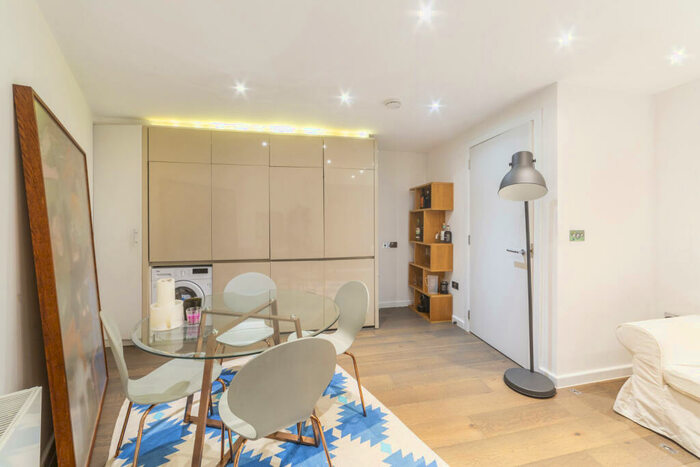 1 Bedroom Flat To Rent In Fortess Road, Kentish Town, NW5