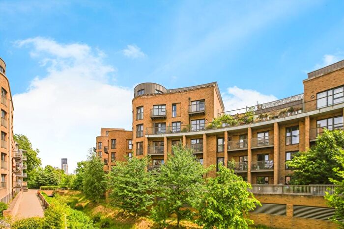 1 Bedroom Flat For Sale In Connersville Way, Croydon, Surrey, CR0