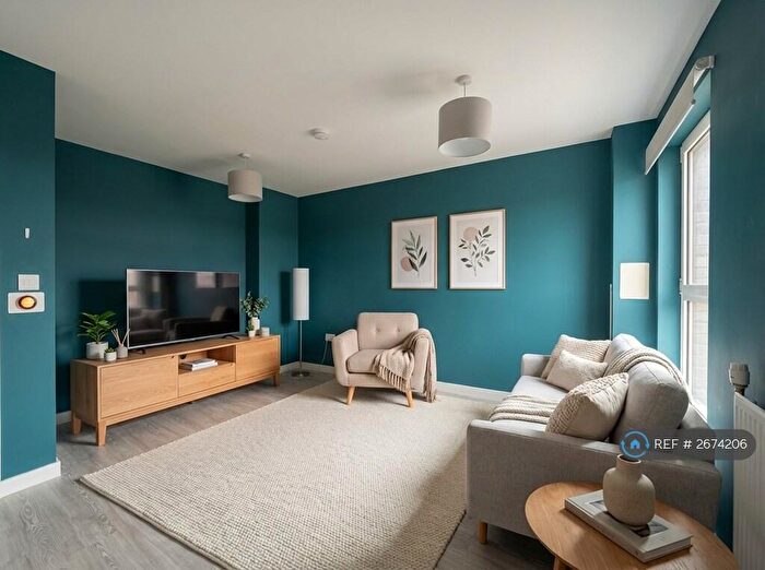 3 Bedroom Flat To Rent In Shipbuilding Way, London, E13