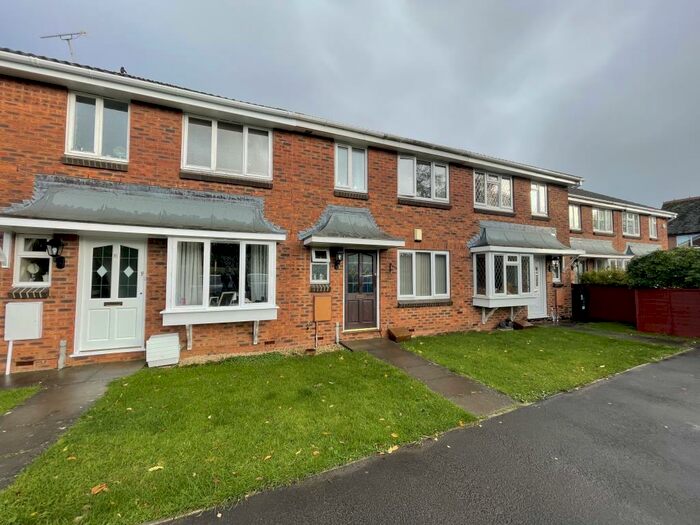 Houses to rent in Marlowe Avenue, SN3, Swindon