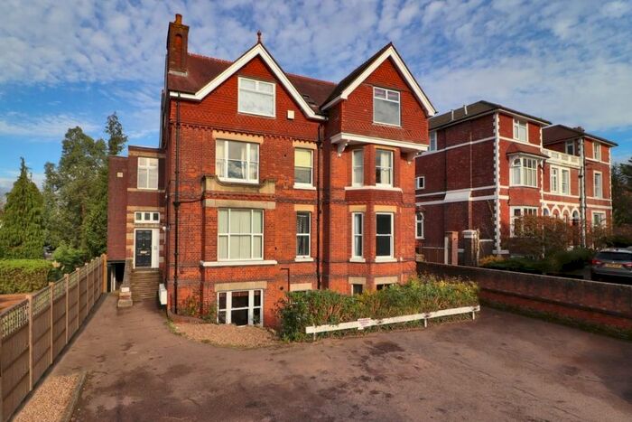 1 Bedroom Flat To Rent In Lansdowne Road, Tunbridge Wells, TN1