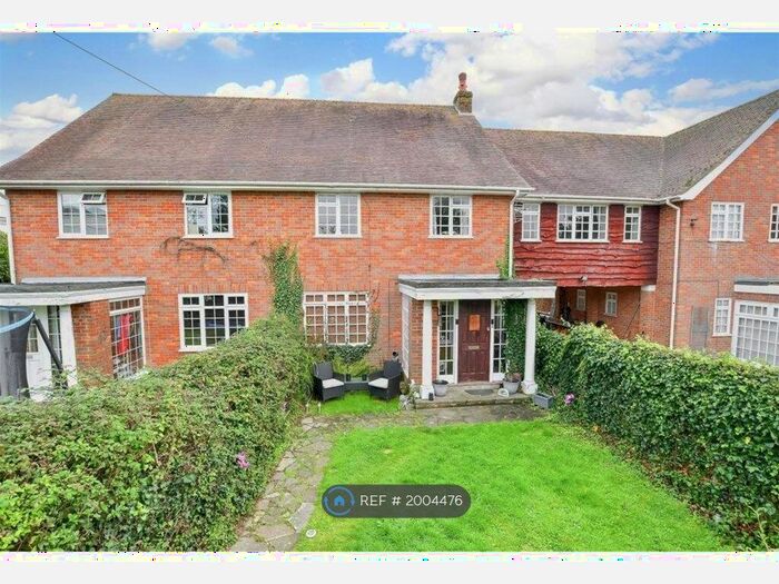 3 Bedroom Terraced House To Rent In Maynards Lodge, Crossbush, BN18