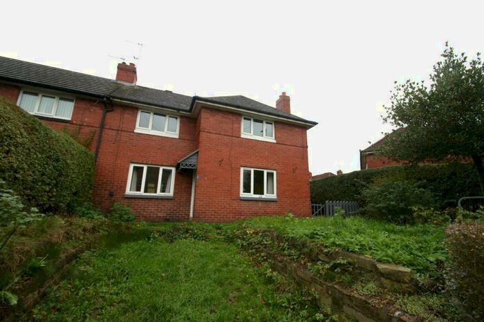3 Bedroom Semi-Detached House To Rent In Dib Lane, Oakwood, Leeds, LS8