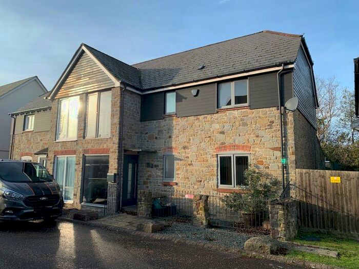 3 Bedroom Semi-Detached House To Rent In Harry Stoke Road, Bristol, BS34