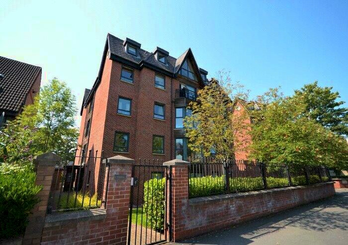 2 Bedroom Apartment To Rent In The Apex, Withington Road, Whalley Range, Manchester, M16