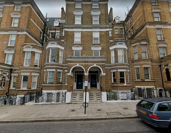 Studio To Rent In Airlie Gardens, London, W8