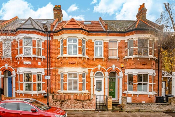 3 Bedroom Terraced House For Sale In Millfields Road, Clapton, E5