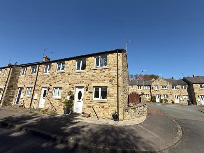 2 Bedroom Terraced House For Sale In Priory Yard, Barnard Castle, DL12