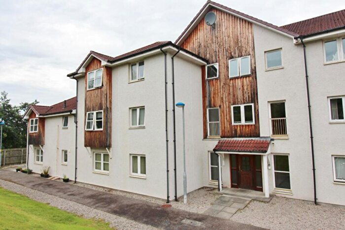 2 Bedroom Flat To Rent In Admirals Court, Westhill, Inverness, IV2