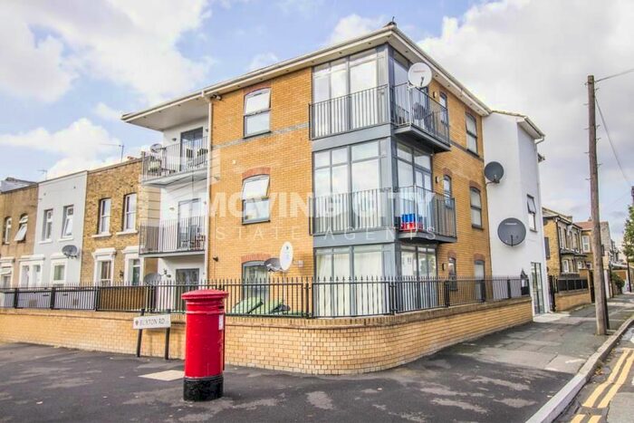 Studio To Rent In Zurich House, Hatfield Road, Stratford, E15