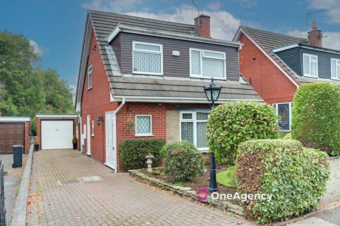 3 Bedroom Detached House For Sale In Lomond Grove, Cheadle, Stoke-On-Trent, ST10