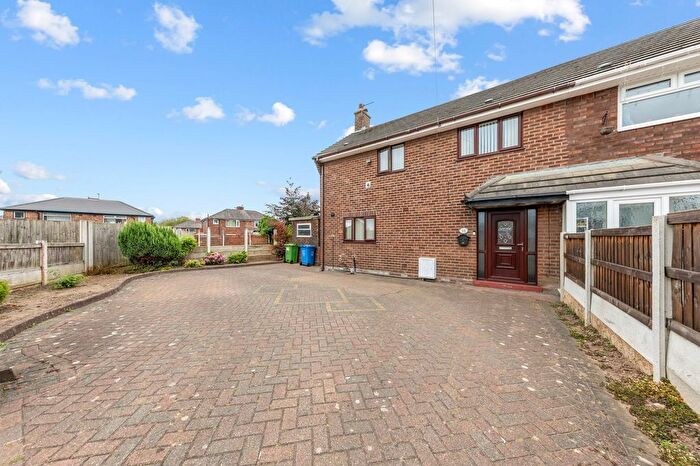 3 Bedroom Semi-Detached House For Sale In Langton Green, Woolston, WA1