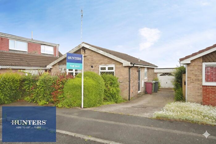 2 Bedroom Semi-Detached Bungalow For Sale In Thoresby Avenue, Clowne, Chesterfield, S43