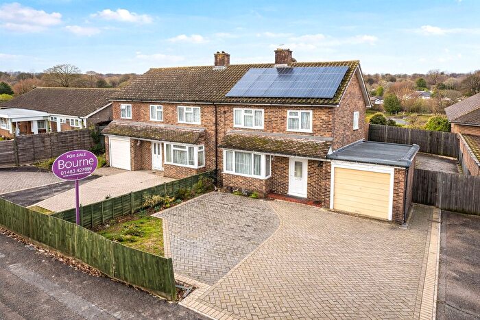 3 Bedroom Semi-Detached House For Sale In Summers Road, Godalming, Surrey, GU7