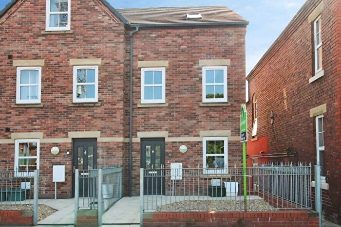 4 Bedroom End Of Terrace House To Rent In Lazonby Terrace, Carlisle, Cumbria, CA1