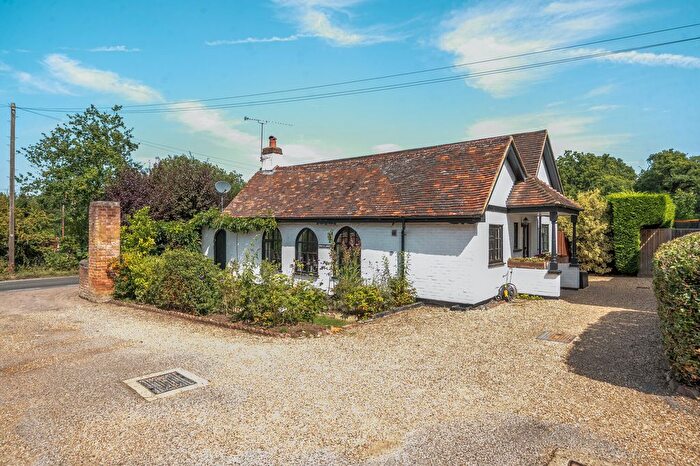 4 Bedroom Detached House For Sale In Berry Lane, Worplesdon, GU3