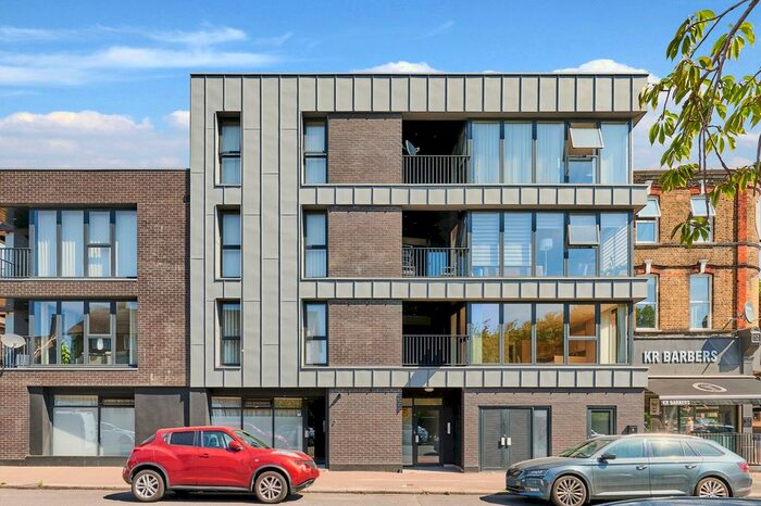 2 Bedroom Flat To Rent In A Comerford Road, Brockley, London, SE4