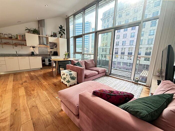2 Bedroom Apartment For Sale In The Edge, Clowes Street, Salford, M3