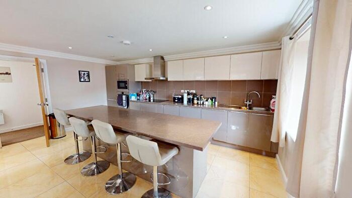 2 Bedroom Apartment To Rent In Sandhill Lane, Moortown, Leeds, LS17