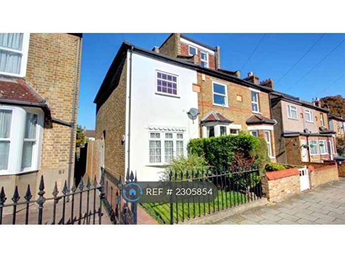 3 Bedroom Terraced House To Rent In Addison Road, Bromley, BR2