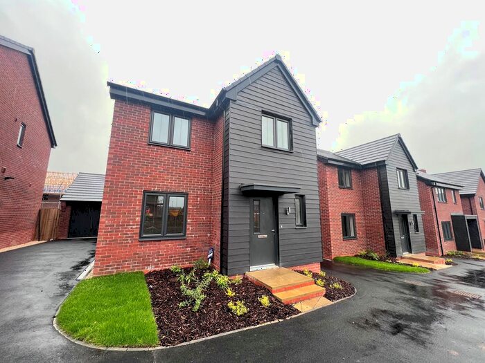 4 Bedroom Detached House To Rent In Springfield Drive, Allestree, DE22