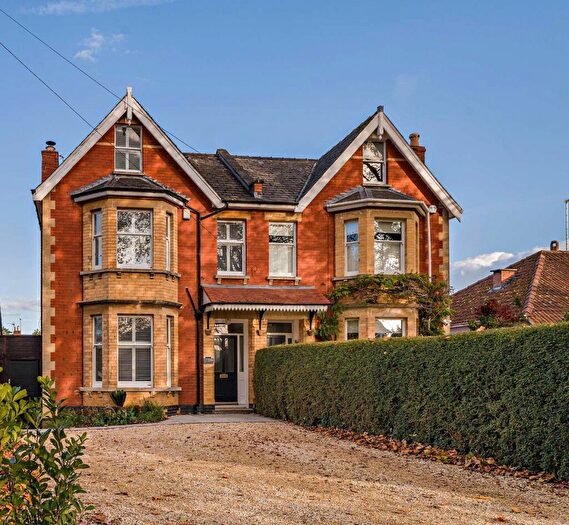 5 Bedroom Semi Detached House For Sale In Leckhampton Road, Cheltenham, Gloucestershire, GL53