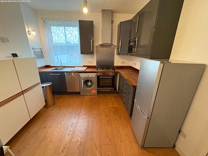 2 Bedroom Flat To Rent In B Minet Avenue, London, NW10