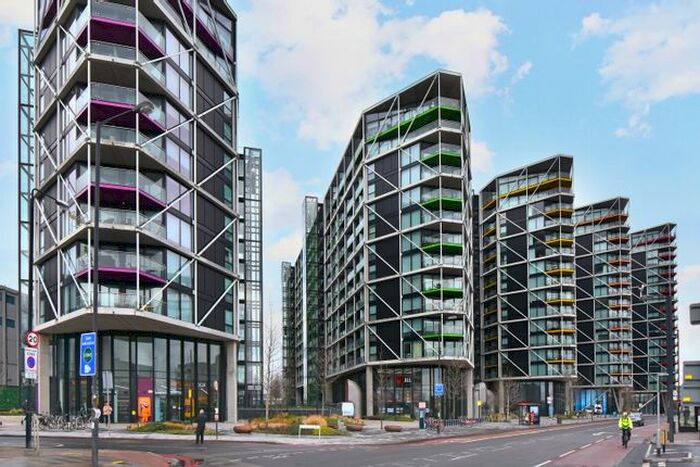 1 Bedroom Flat To Rent In Riverlight Quay, Battersea, London, SW11