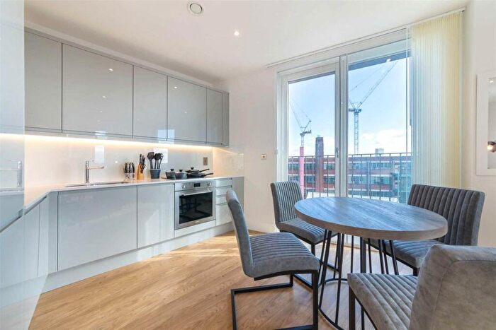 2 Bedroom Flat For Sale In Hurst Street, Birmingham, B5