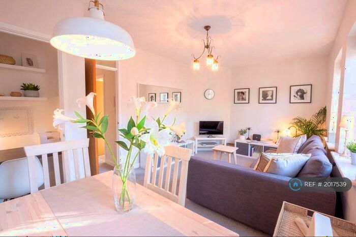 1 Bedroom Flat To Rent In Merchant Court, Leamington Spa, CV32