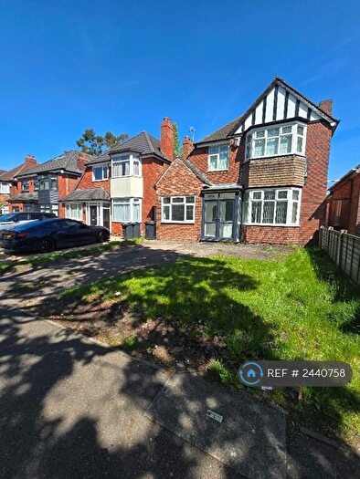 4 Bedroom Detached House To Rent In Stratford Road, Birmingham, B28