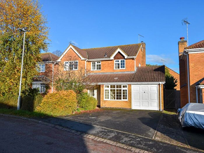 4 Bedroom Detached House To Rent In Clare Crescent, Towcester, NN12