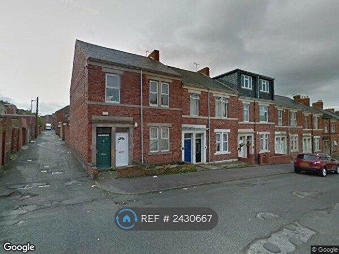 2 Bedroom Flat To Rent In Chandos Street, Gateshead, NE8