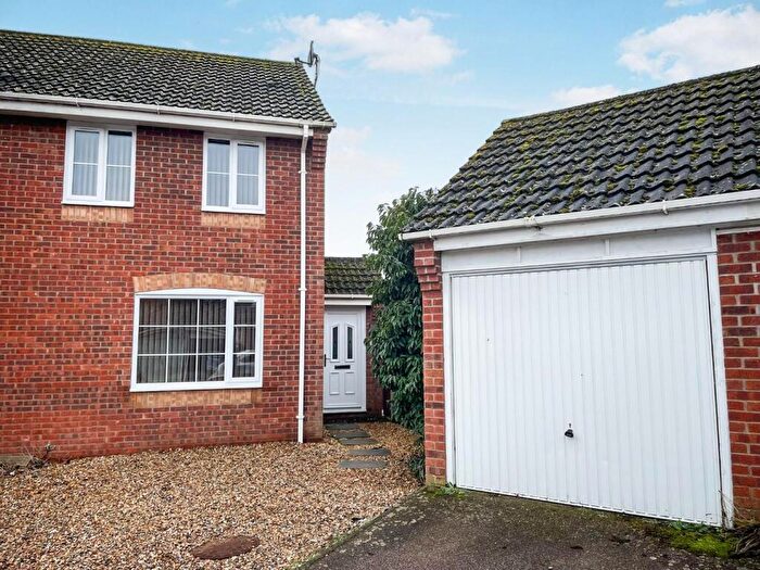 2 Bedroom End Of Terrace House For Sale In Bluebell Walk, Brandon, IP27