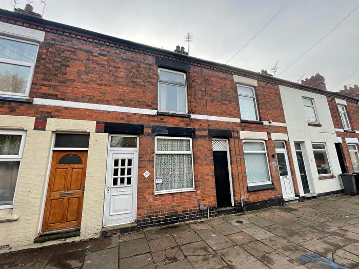 3 Bedroom Terraced House For Sale In Boundary Road, Leicester, LE2